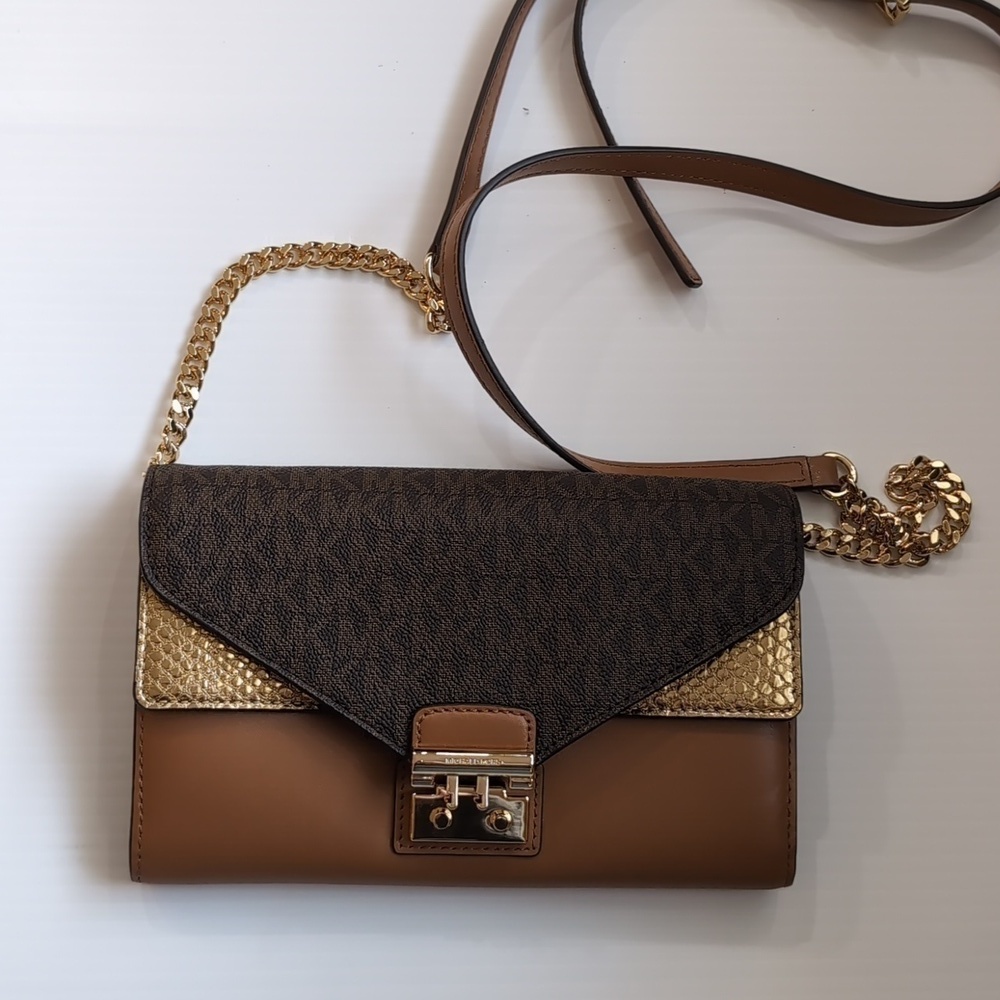Michael Kors Sloan Medium Leather Chain Wallet - Picture 5 of 12